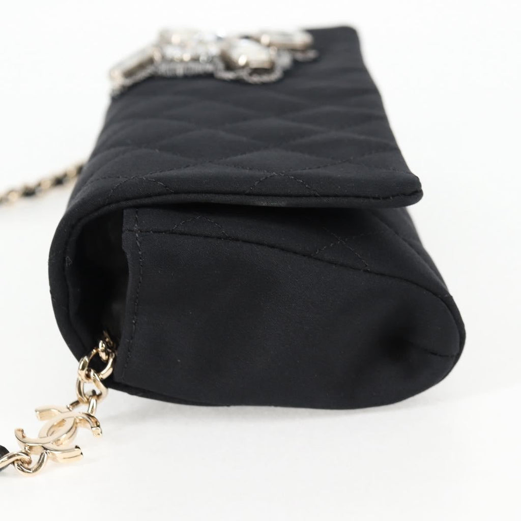 Chanel Chain Flap Shoulder Bag Quilted Nylon Black Nylon Shoulder Bag Bag (Pre-Owned)