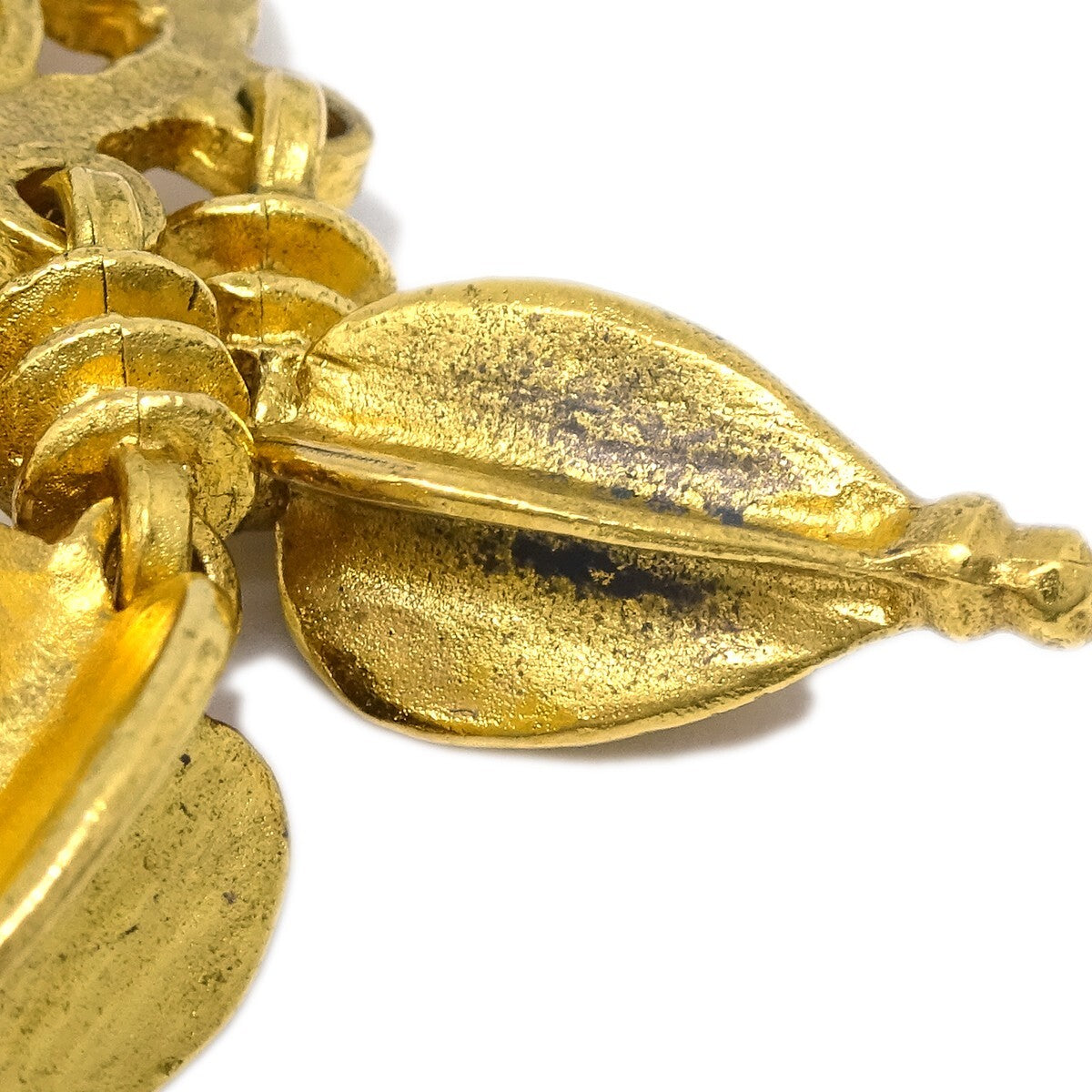 Chanel Vintage Cc Round Drop Clip-On Earrings Metal Gold Gold_Plated Earrings Jewelry (Pre-Owned)