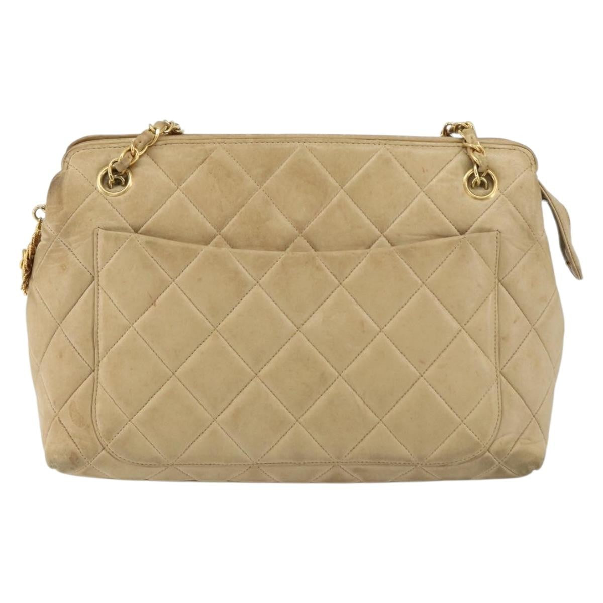 Chanel Vintage Camera Bag Quilted Leather Beige Leather Shoulder Bag Bag (Pre-Owned)