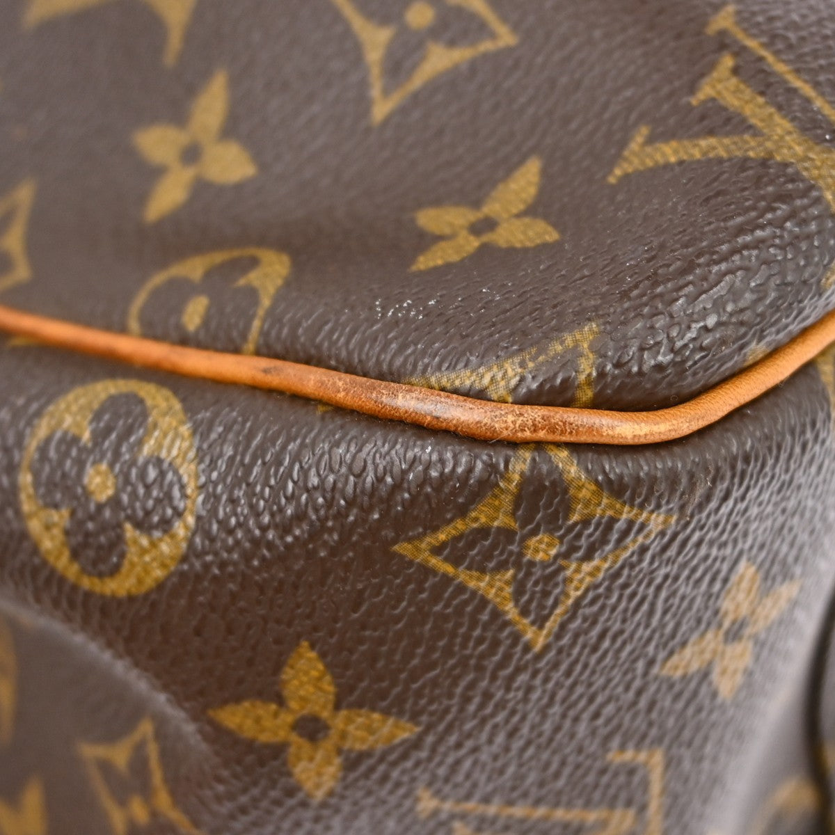 Louis Vuitton Excursion Handbag Monogram Canvas Brown Canvas Handbag (Pre-Owned)