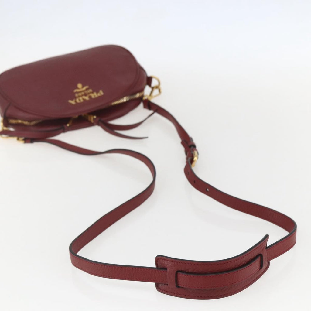 Prada Dual Strap Crossbody Bag Vitello Daino Burgundy Leather Shoulder Bag Bag (Pre-Owned)