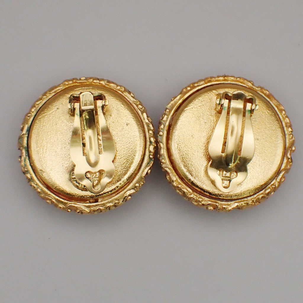 Chanel Vintage Cc Logo Round Clip-On Earrings Metal With Crystals Gold Gold_Plated,Pearl Earrings Jewelry (Pre-Owned)