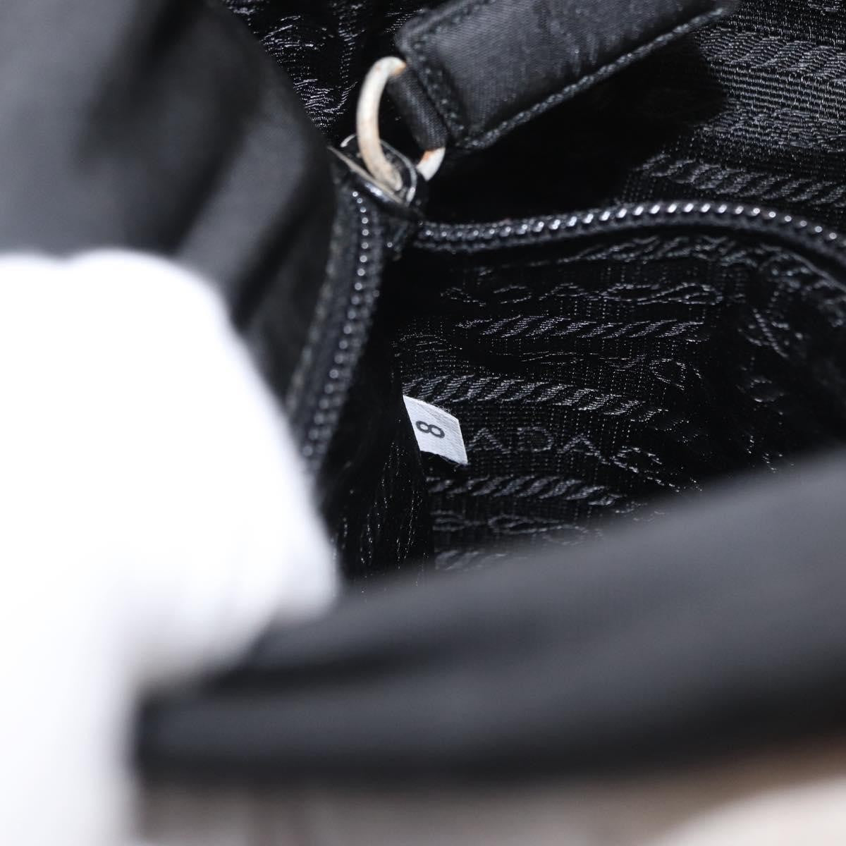 Prada Logo Flap Messenger Bag Tessuto Black Nylon Shoulder Bag Bag (Pre-Owned)