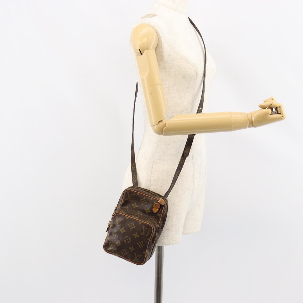 Louis Vuitton Amazone Bag Monogram Canvas Brown Canvas Shoulder Bag Bag (Pre-Owned)