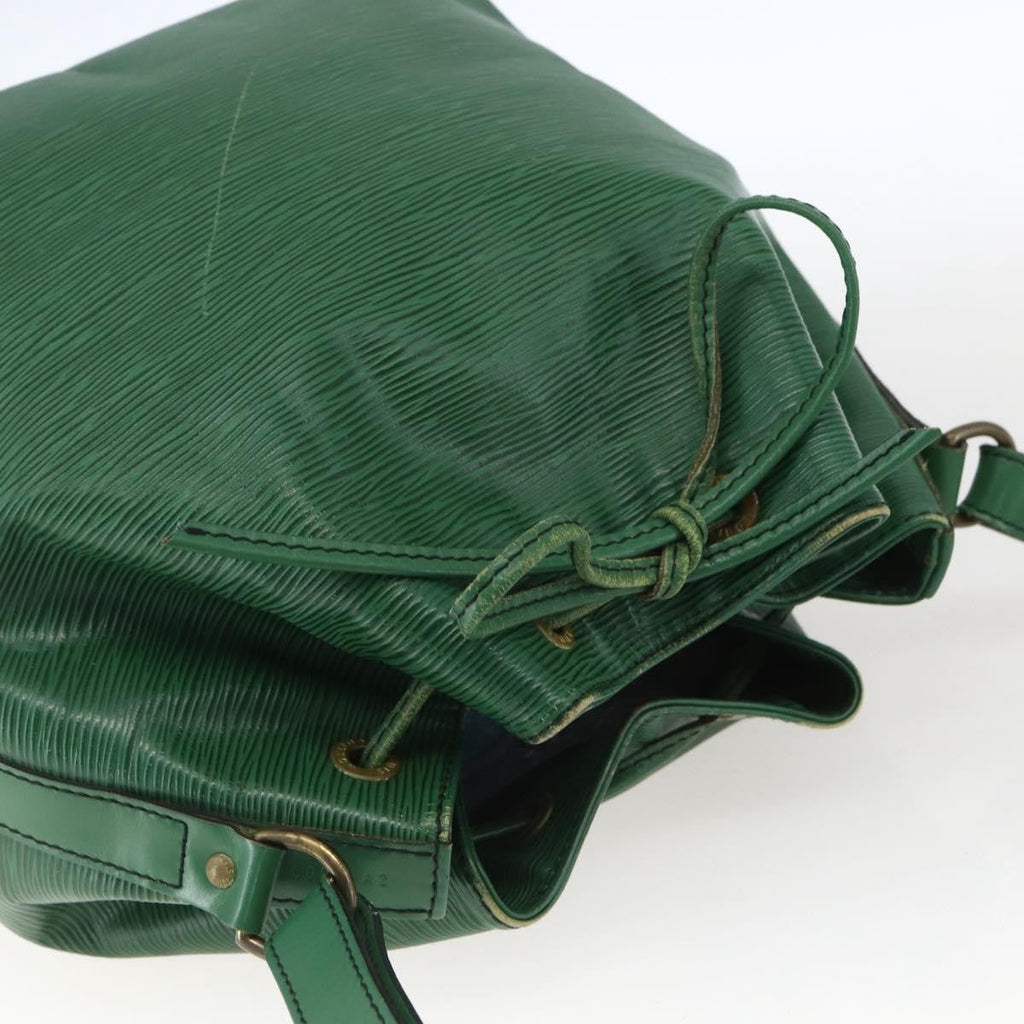 Louis Vuitton Petit Noe Handbag Epi Leather Green Leather Shoulder Bag Bag (Pre-Owned)