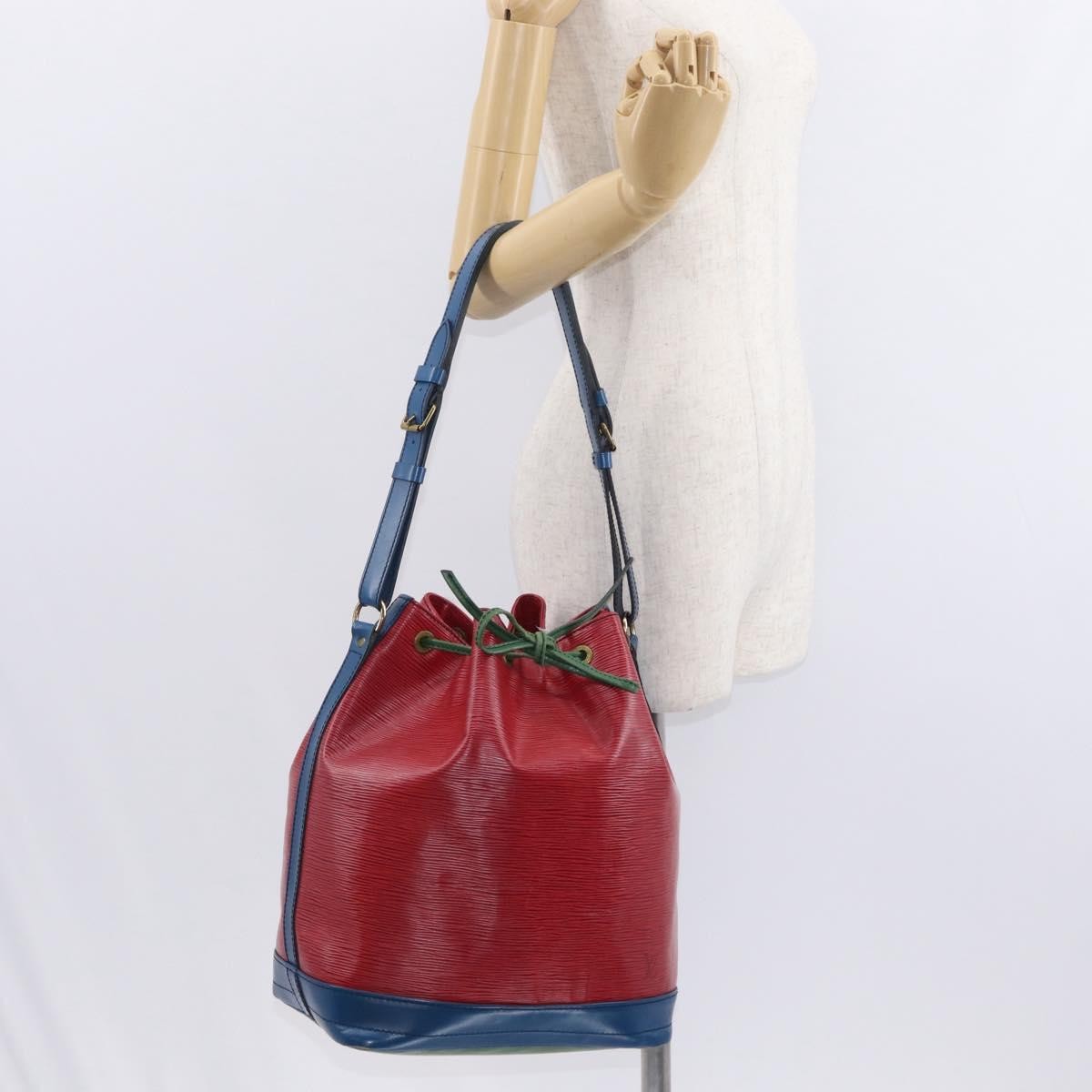 Louis Vuitton Tricolor Noe Handbag Epi Leather Red Leather Shoulder Bag Bag (Pre-Owned)