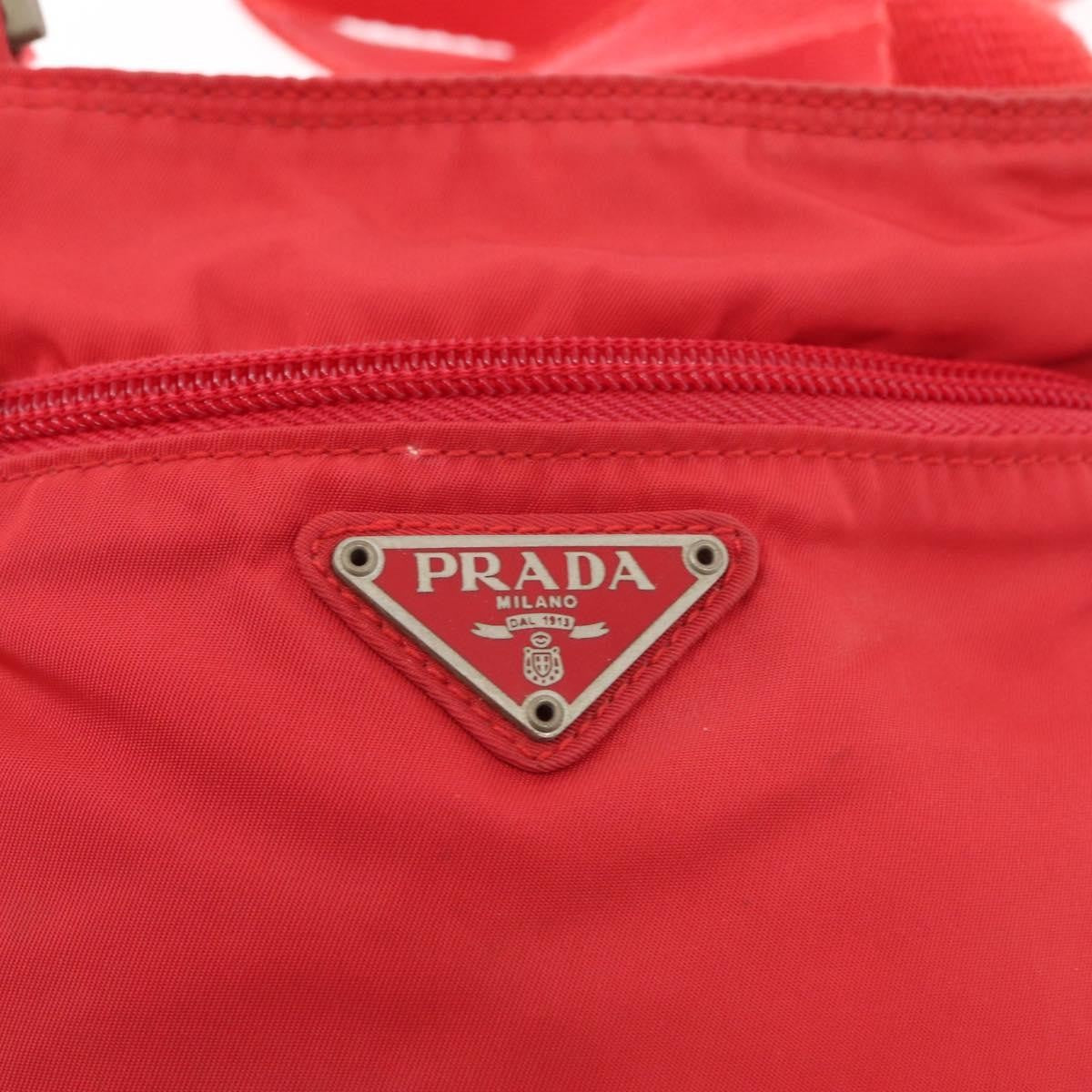 Prada Flat Messenger Bag Tessuto Red Nylon Shoulder Bag Bag (Pre-Owned)