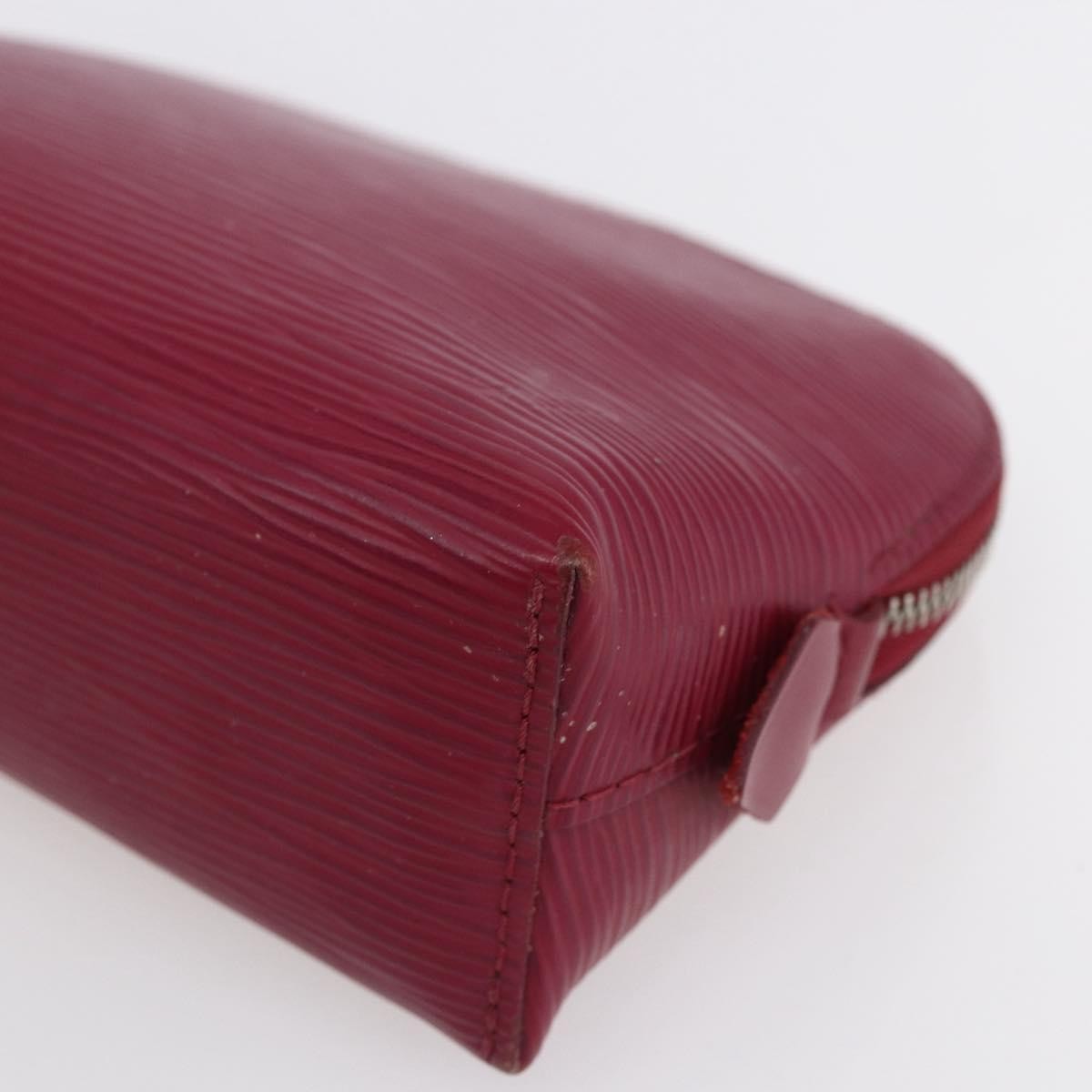 Louis Vuitton Cosmetic Pouch Epi Leather Burgundy Leather Clutche & Pouche Bag (Pre-Owned)