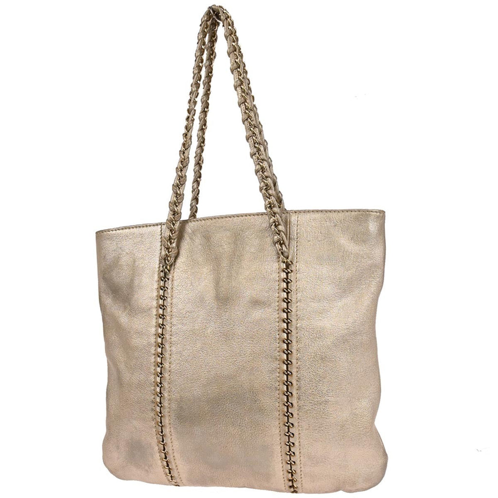 Chanel Luxe Ligne Zipped Tote Leather Gold Leather Tote Bag Bag (Pre-Owned)