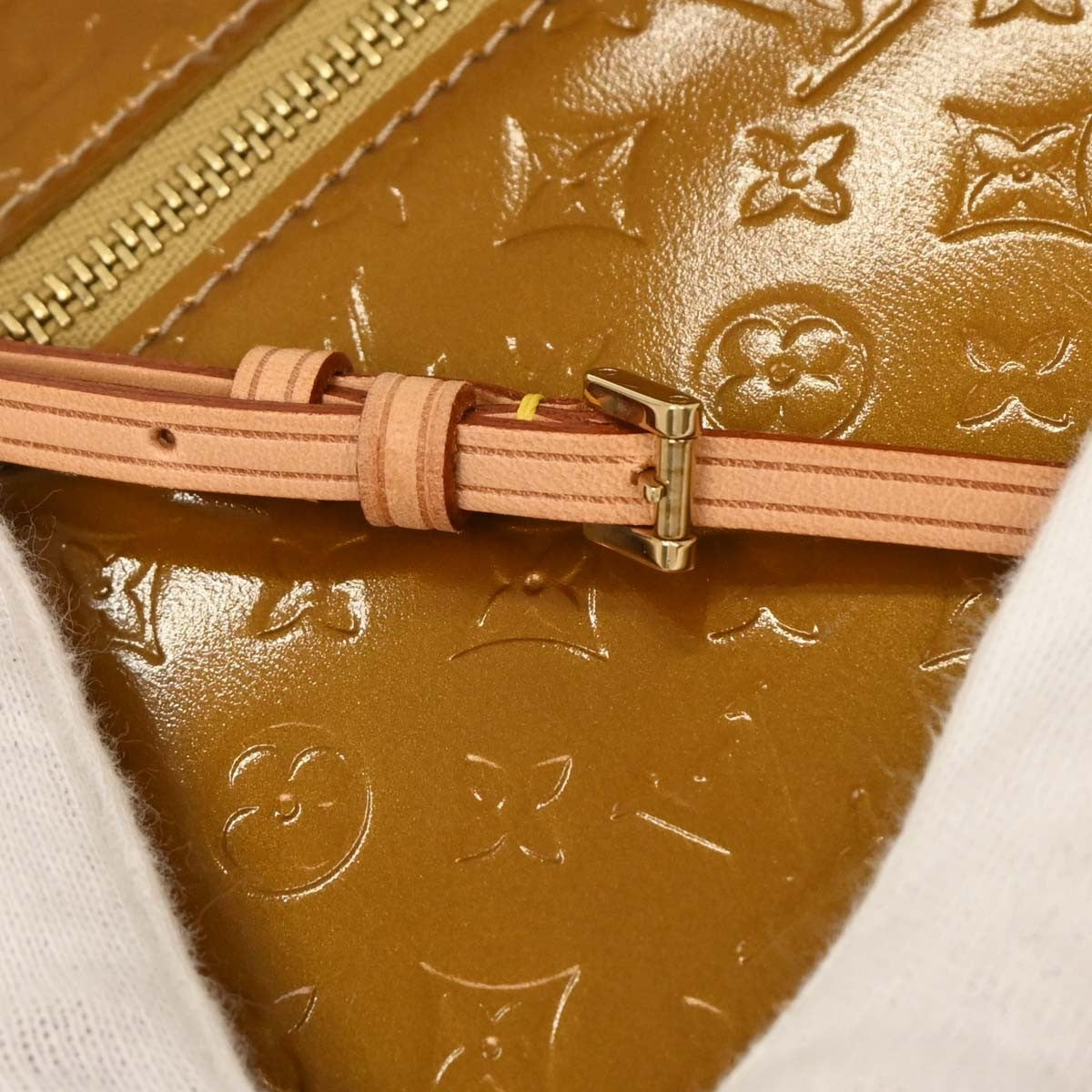 Louis Vuitton Conte De Fees Pochette Hibou Monogram Patent Leather Metallic Patent_Leather Clutche & Pouche Bag (Pre-Owned)