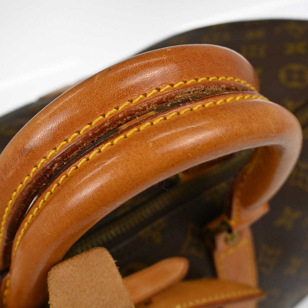 Louis Vuitton Keepall Bag Monogram Canvas Brown Canvas Travel Bag Bag (Pre-Owned)