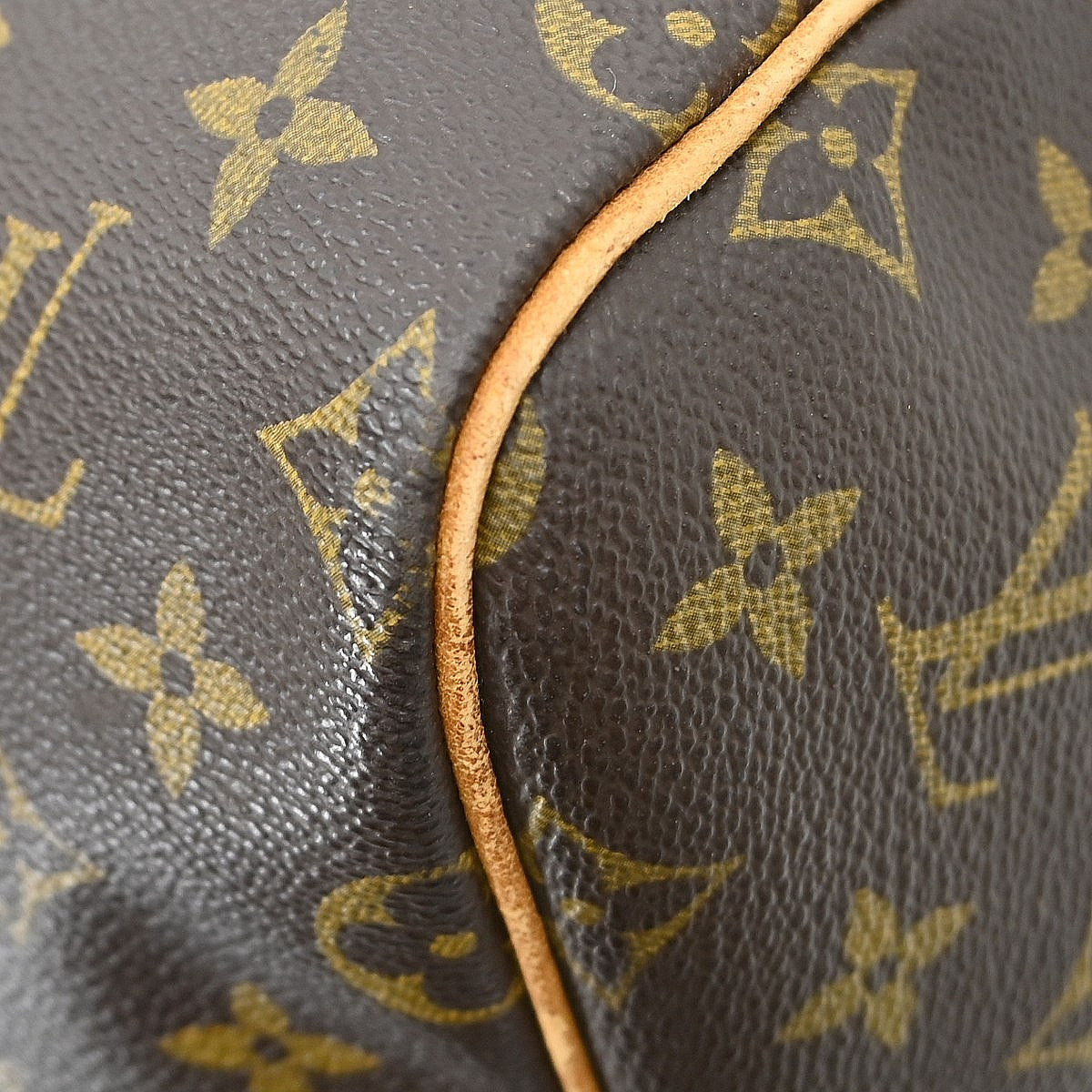 Louis Vuitton Keepall Bag Monogram Canvas Brown Canvas Travel Bag Bag (Pre-Owned)