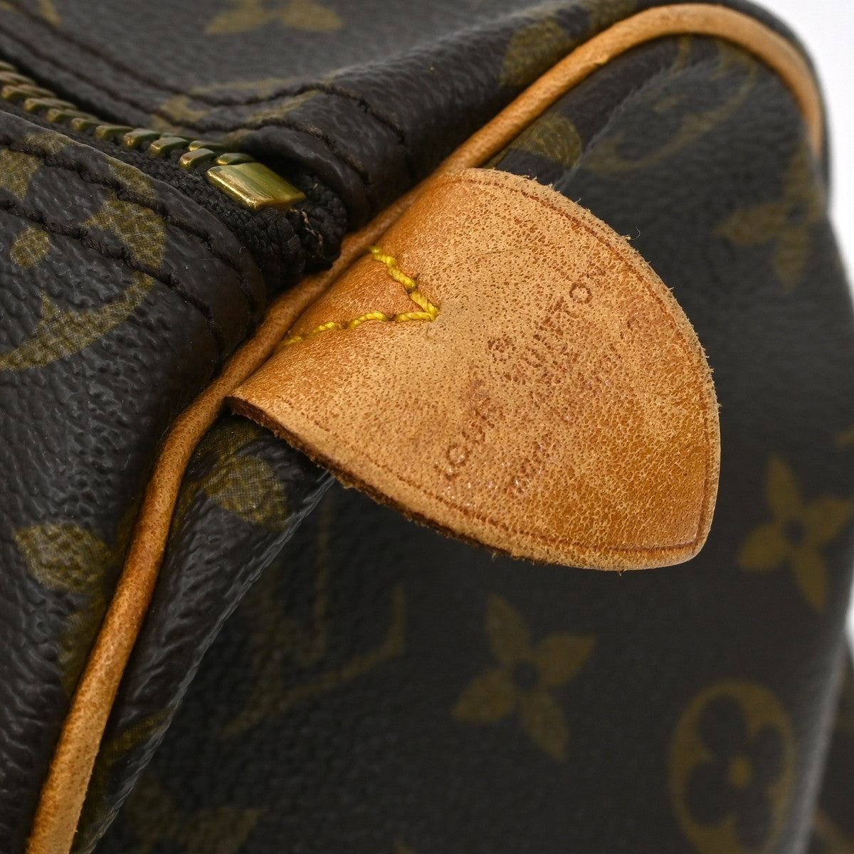 Louis Vuitton Keepall Bag Monogram Canvas Brown Canvas Travel Bag Bag (Pre-Owned)