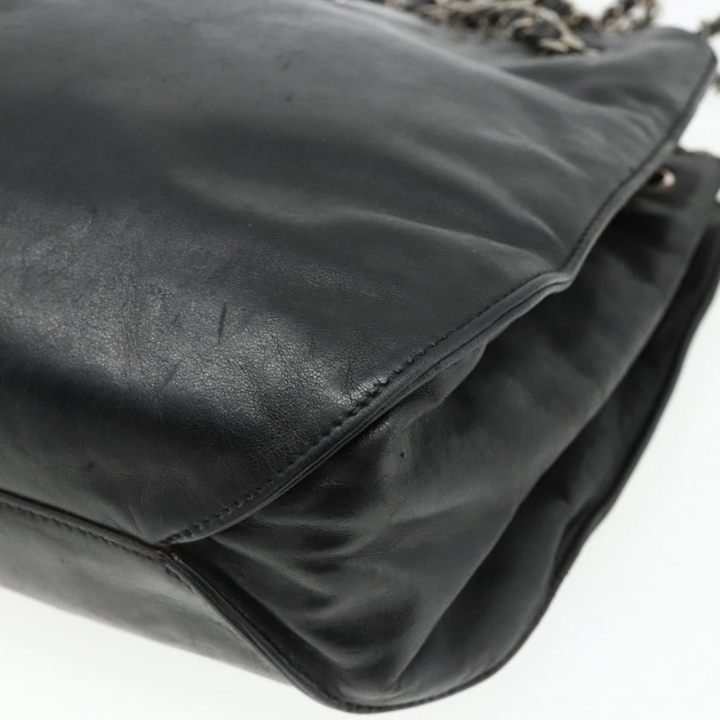 Chanel Vintage Cc Shoulder Bag Lambskin Black Leather Shoulder Bag Bag (Pre-Owned)