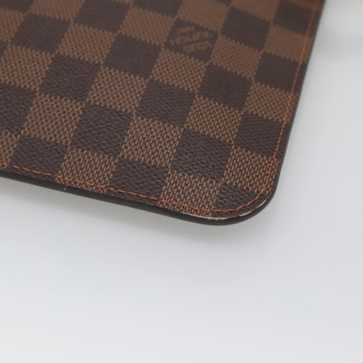 Louis Vuitton Neverfull Pochette Damier Brown Canvas Bag (Pre-Owned)