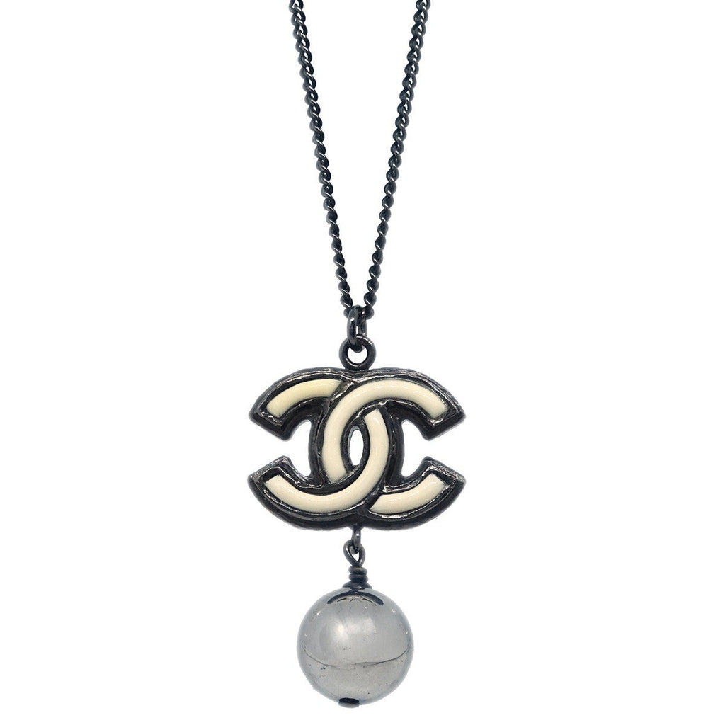 Chanel Cc Pearl Drop Necklace Metal With Pearls Black Metal Necklace Jewelry (Pre-Owned)