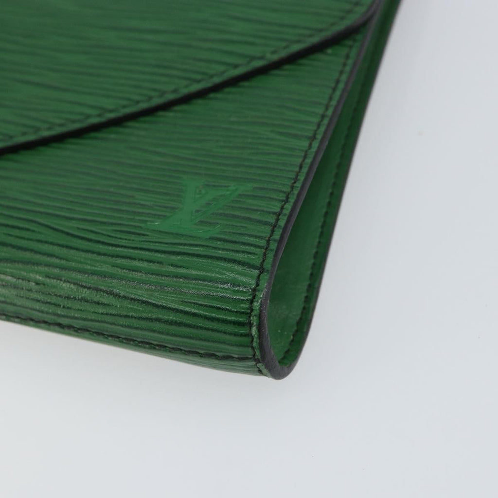 Louis Vuitton Art Deco Clutch Epi Leather Green Leather Clutche & Pouche Bag (Pre-Owned)