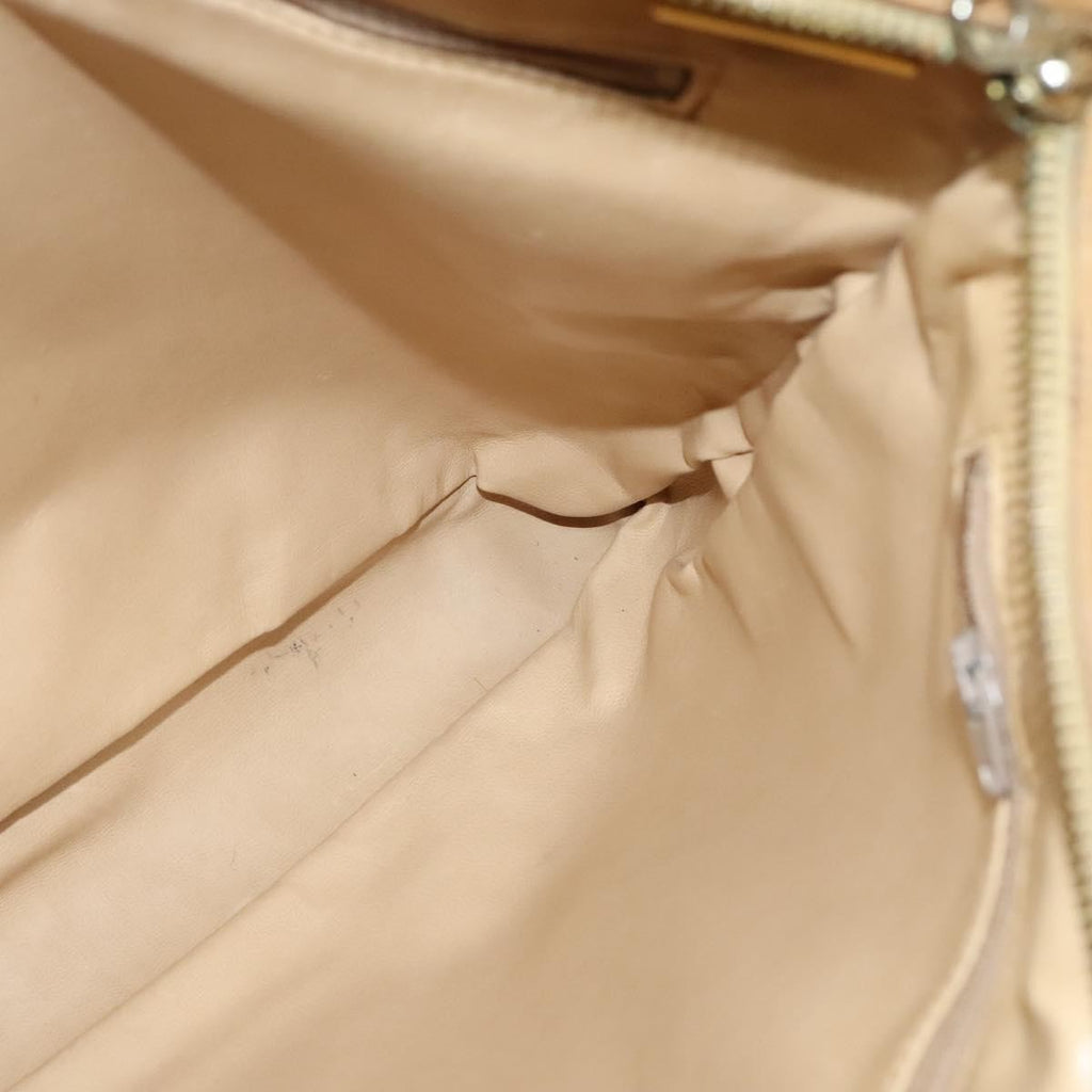 Chanel Vintage Shoulder Bag Leather Beige Leather Shoulder Bag Bag (Pre-Owned)