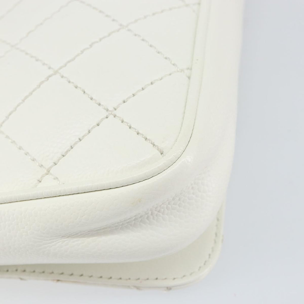 Chanel Vintage Timeless Cc Adjustable Shoulder Bag Quilted Calfskin White Leather Shoulder Bag Bag (Pre-Owned)