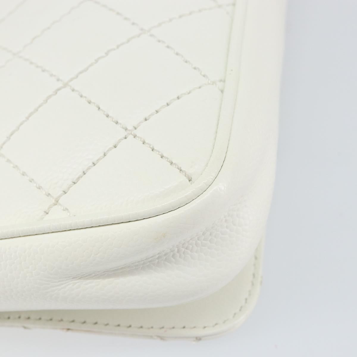 Chanel Vintage Timeless Cc Adjustable Shoulder Bag Quilted Calfskin White Leather Shoulder Bag Bag (Pre-Owned)