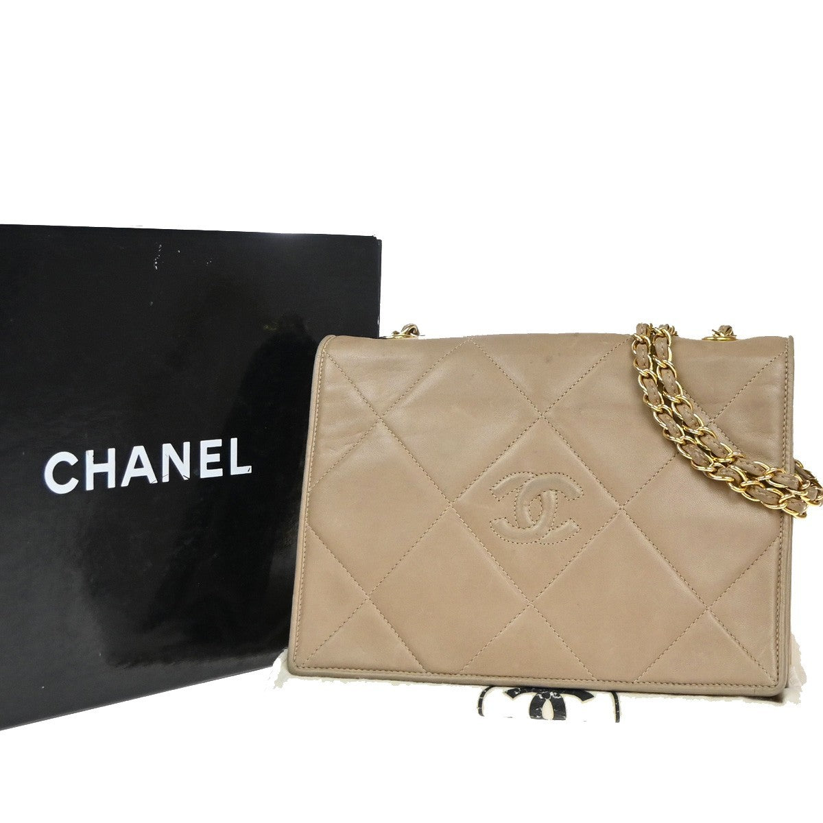 Chanel Diamond Cc Flap Bag Quilted Lambskin Beige Leather Shoulder Bag Bag (Pre-Owned)