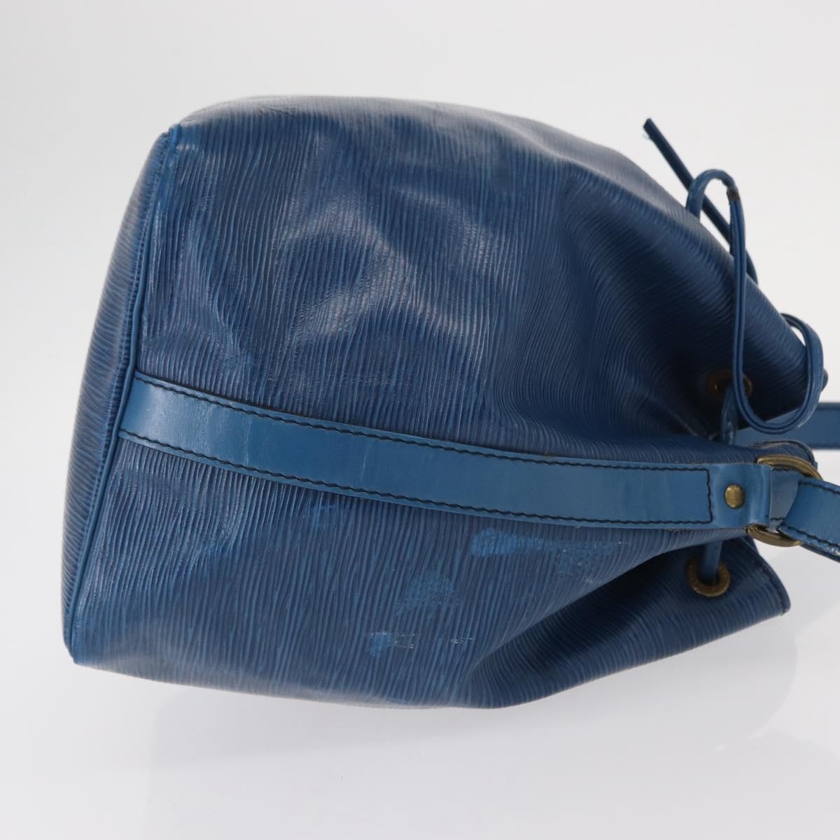 Louis Vuitton Noe Handbag Epi Leather Blue Leather Shoulder Bag Bag (Pre-Owned)