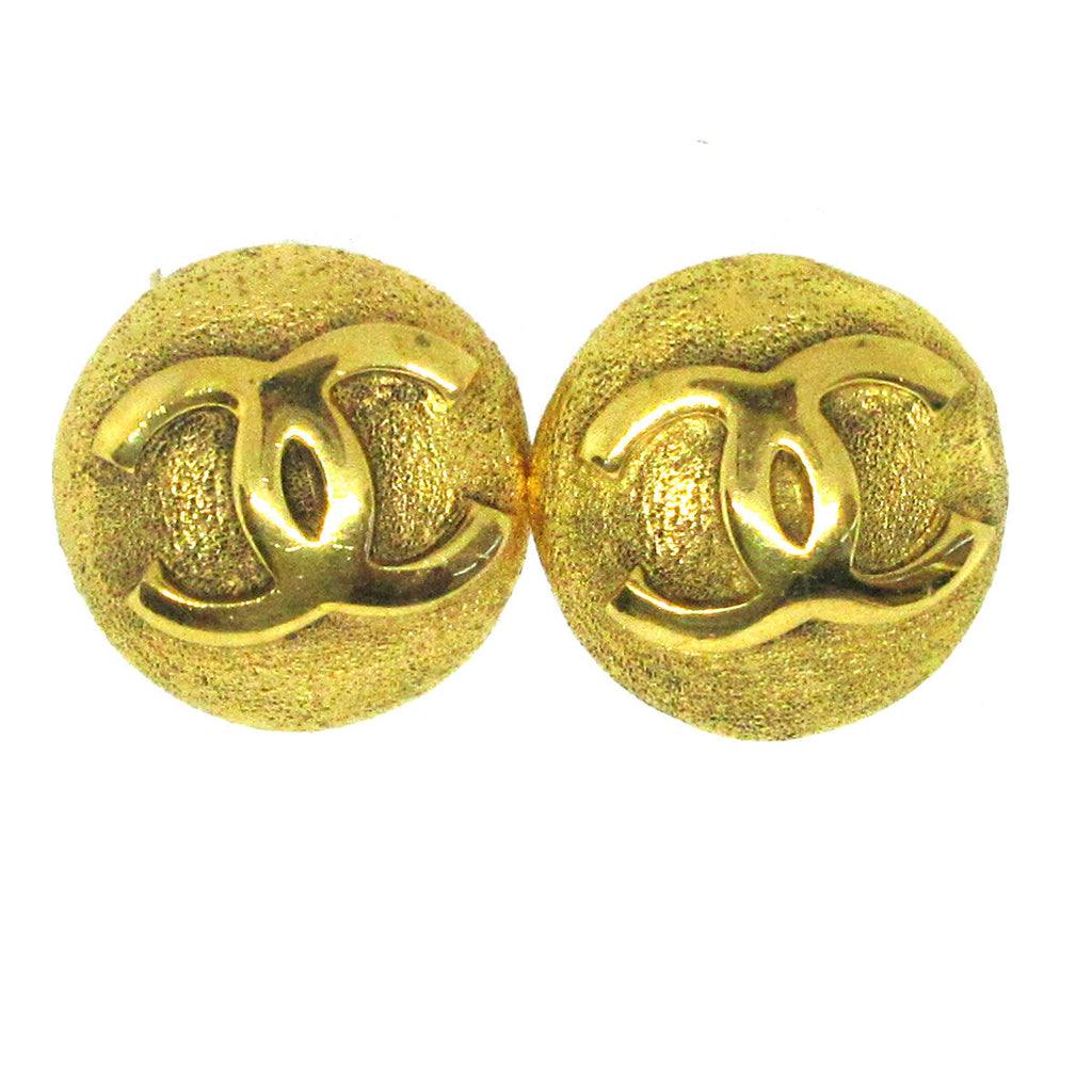 Chanel Vintage Cc Round Clip-On Earrings Metal Gold Gold_Plated Earrings Jewelry (Pre-Owned)