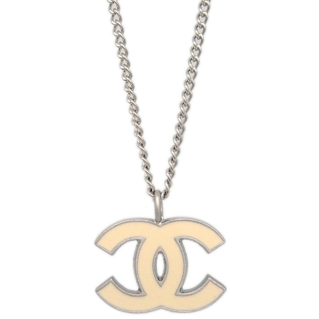 Chanel Cc Pendant Necklace Metal Silver Silver_Plated Necklace Jewelry (Pre-Owned)