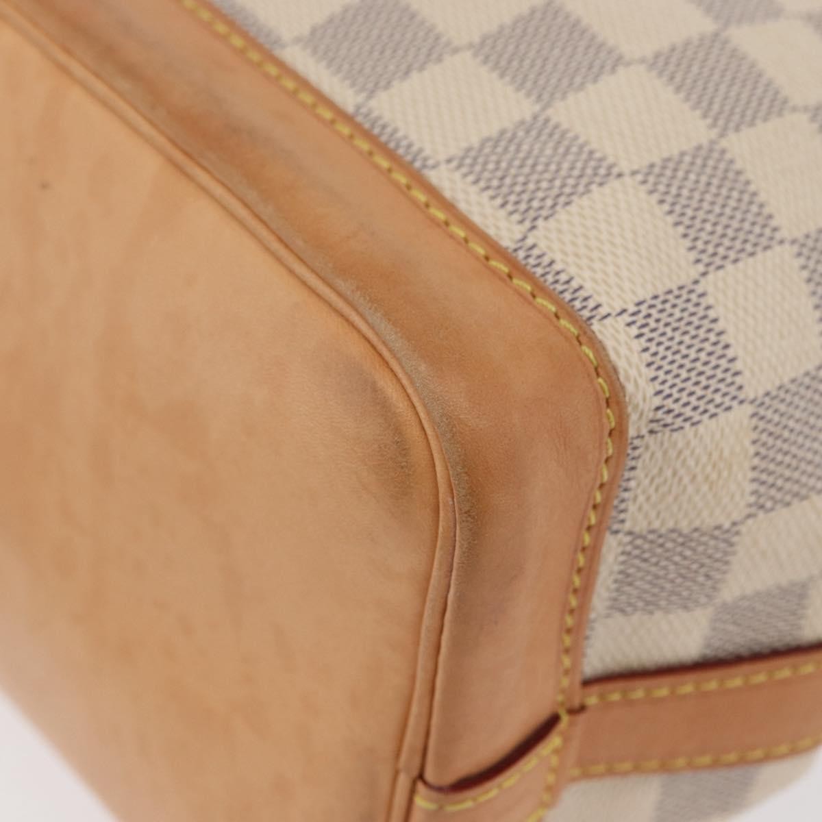 Louis Vuitton Noe Handbag Damier White Canvas Handbag (Pre-Owned)