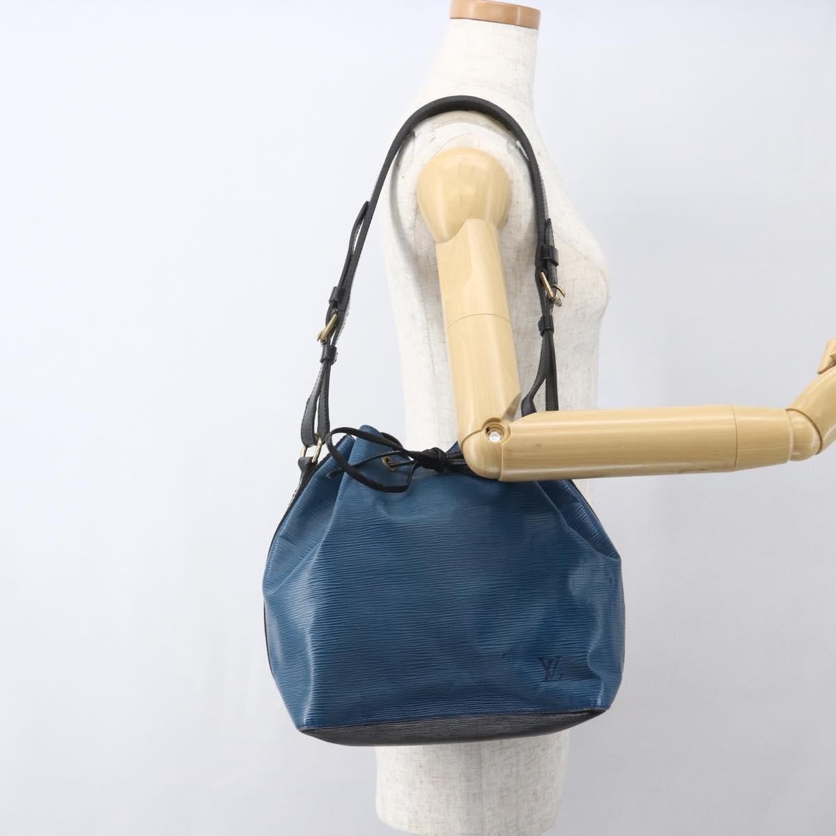 Louis Vuitton Bicolor Petit Noe Handbag Epi Leather Blue Leather Shoulder Bag Bag (Pre-Owned)