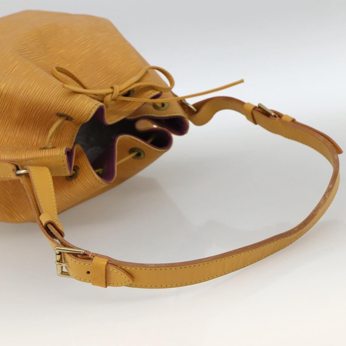Louis Vuitton Petit Noe Handbag Epi Leather Yellow Leather Shoulder Bag Bag (Pre-Owned)