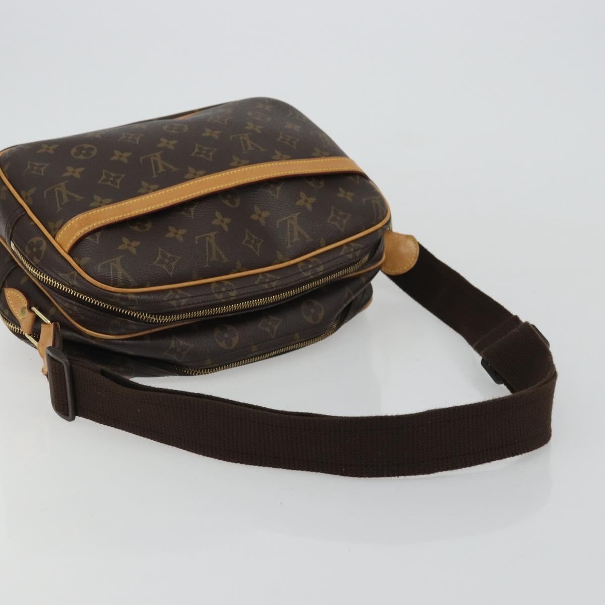 Louis Vuitton Reporter Bag Monogram Canvas Brown Canvas Shoulder Bag Bag (Pre-Owned)
