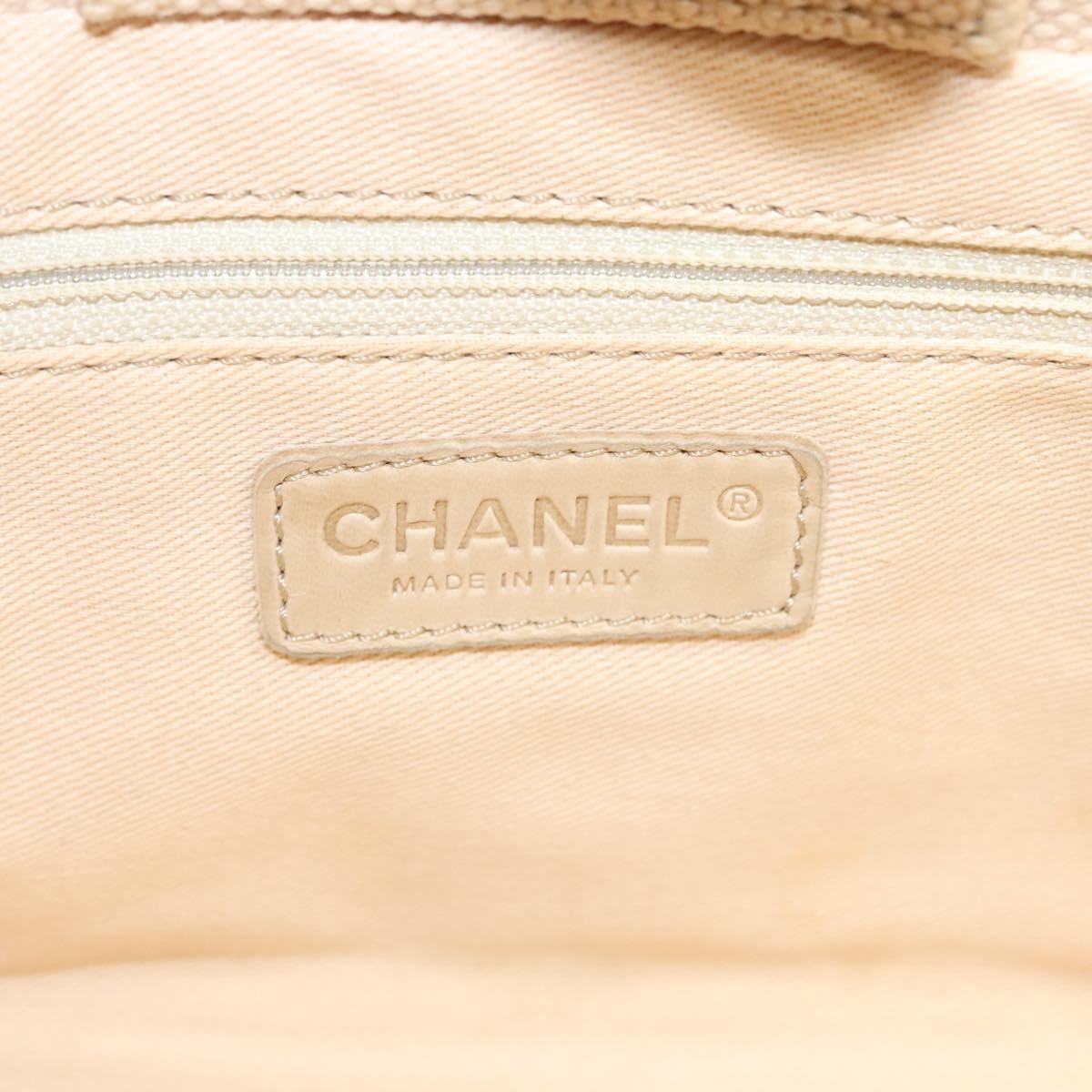 Chanel Vintage Chocolate Bar Tote Quilted Canvas Beige Canvas Handbag (Pre-Owned)