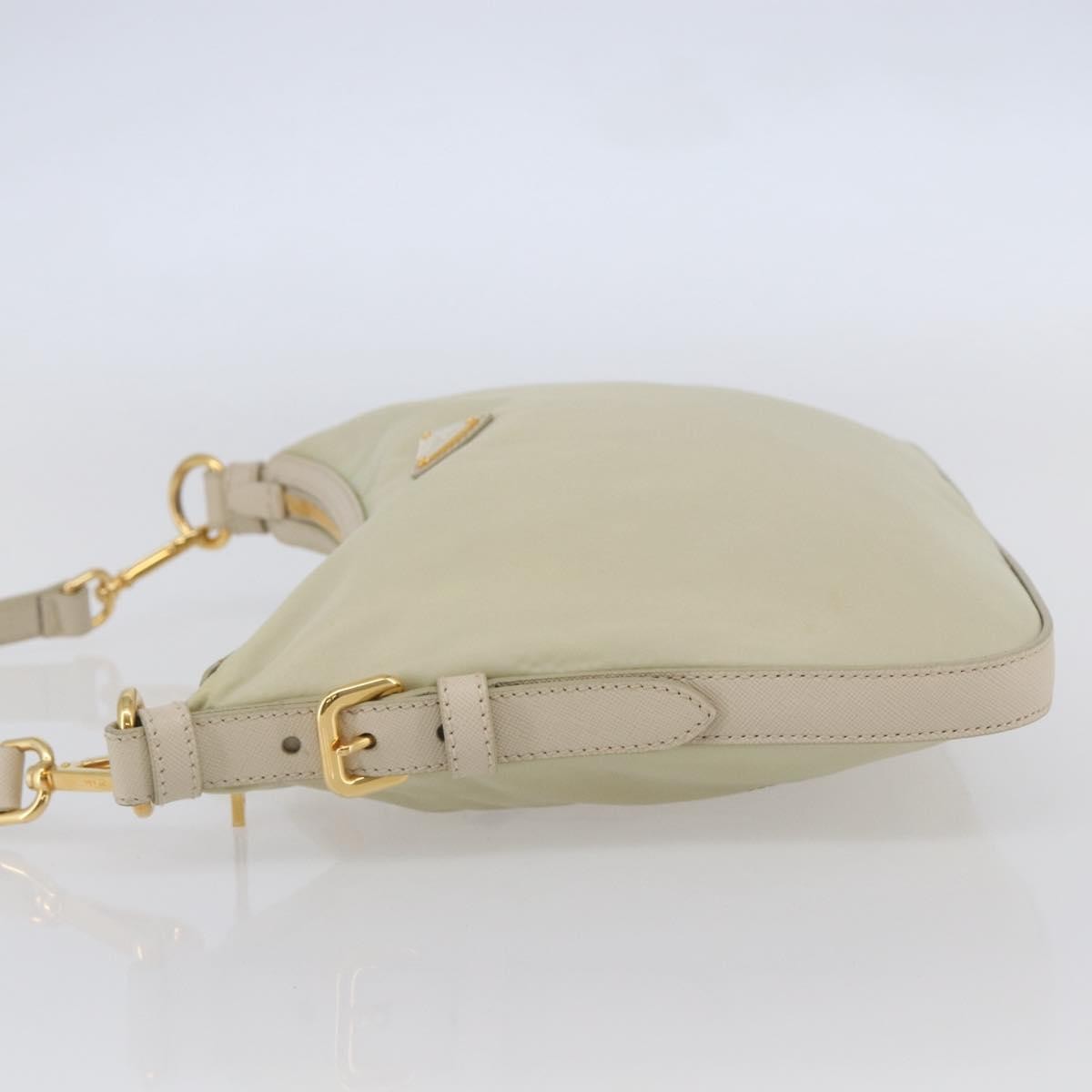 Prada Re-Edition 2005 Shoulder Bag Tessuto Beige Nylon Shoulder Bag Bag (Pre-Owned)