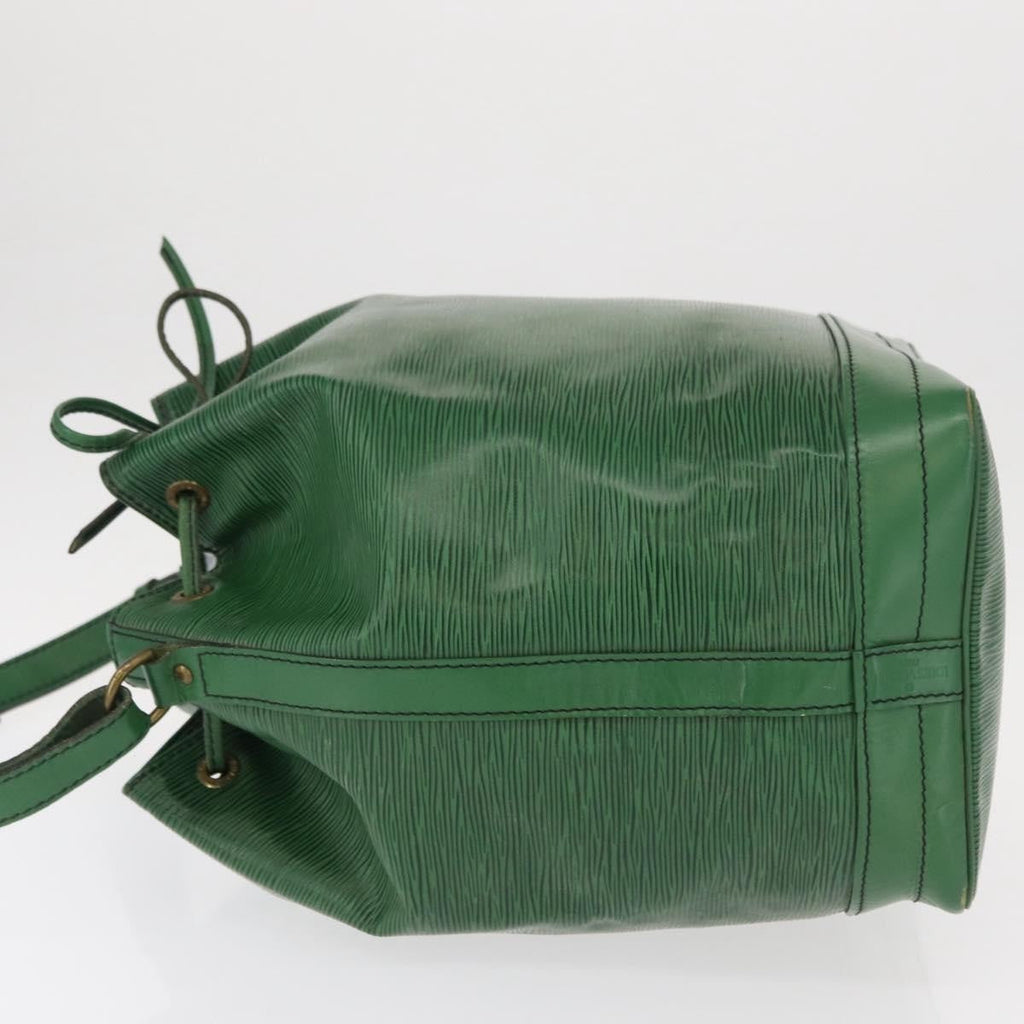 Louis Vuitton Noe Handbag Epi Leather Green Leather Shoulder Bag Bag (Pre-Owned)