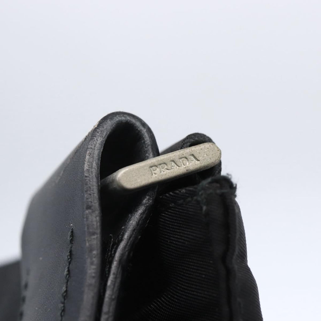 Prada Flat Messenger Bag Tessuto Black Nylon Shoulder Bag Bag (Pre-Owned)