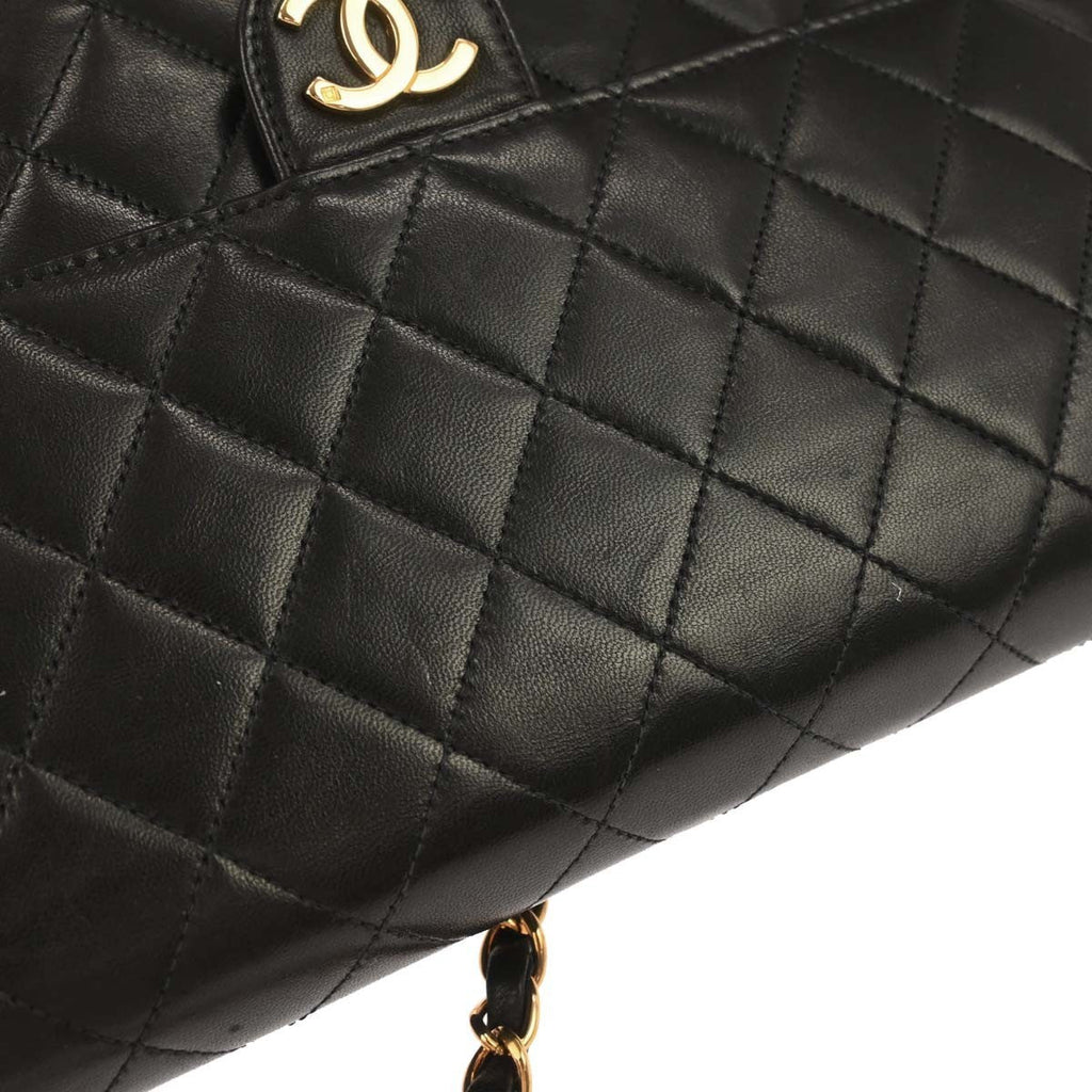 Chanel Flap Shoulder Bag Quilted Lambskin Black Leather Handbag (Pre-Owned)