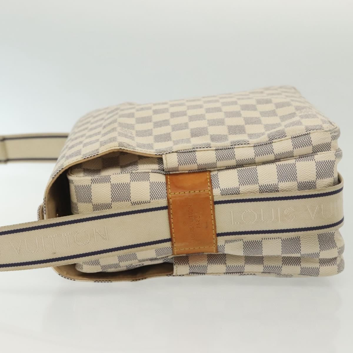 Louis Vuitton Naviglio Handbag Damier White Canvas Shoulder Bag Bag (Pre-Owned)