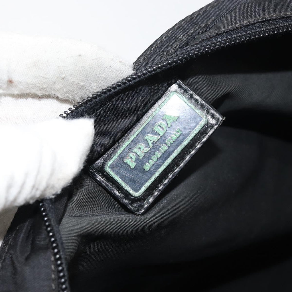 Prada Front Pocket Messenger Bag Tessuto Black Nylon Shoulder Bag Bag (Pre-Owned)