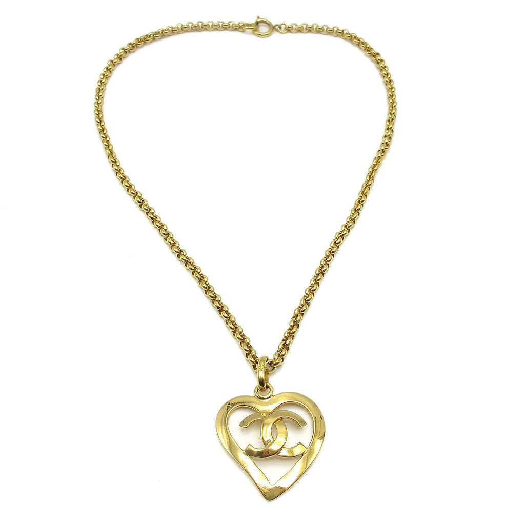 Chanel Cc Heart Pendant Necklace Metal Gold Gold_Plated Necklace Jewelry (Pre-Owned)
