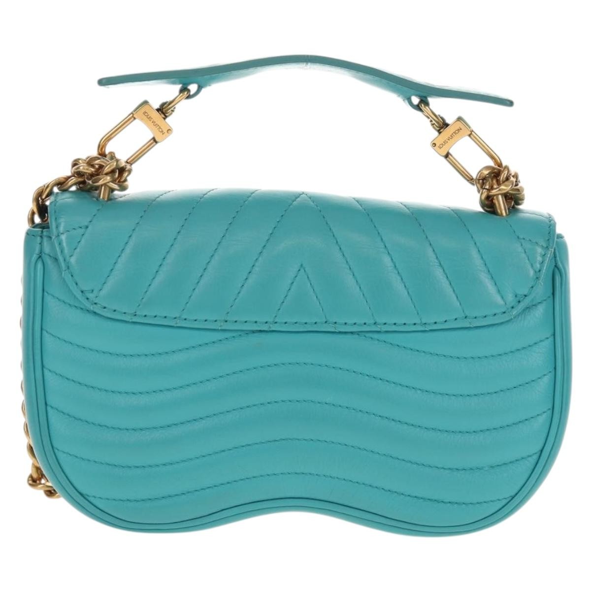 Louis Vuitton New Wave Chain Bag Quilted Leather Blue Leather Shoulder Bag Bag (Pre-Owned)