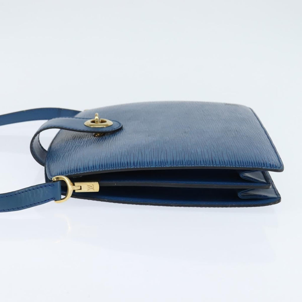 Louis Vuitton Capucines Shoulder Bag Epi Leather Blue Leather Shoulder Bag Bag (Pre-Owned)