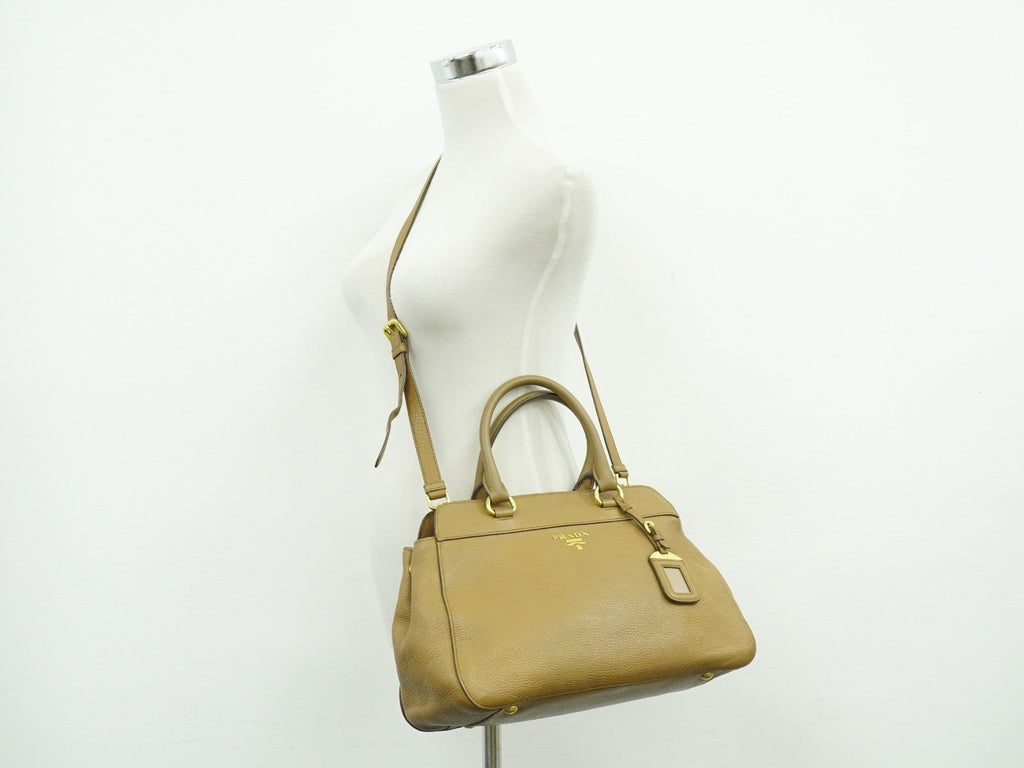 Prada Vintage Handbag Leather Beige Leather Handbag (Pre-Owned)