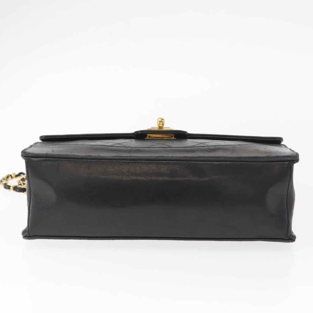 Chanel Vintage Mademoiselle Lock Trapezoid Flap Bag Quilted Lambskin Black Leather Shoulder Bag Bag (Pre-Owned)