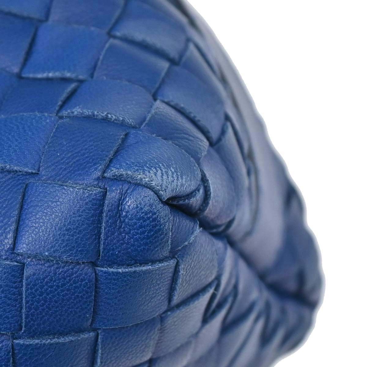Bottega Veneta Intrecciato Handbag Leather Blue Leather Handbag (Pre-Owned)