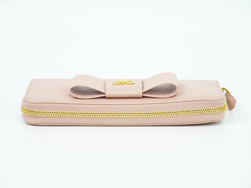 Prada Bow Zip Around Wallet Saffiano Leather Pink Leather Wallets Accessory (Pre-Owned)