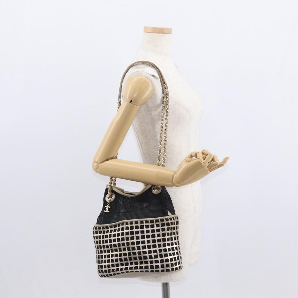 Chanel Chain Bucket Bag Mesh And Leather Black Leather Shoulder Bag Bag (Pre-Owned)