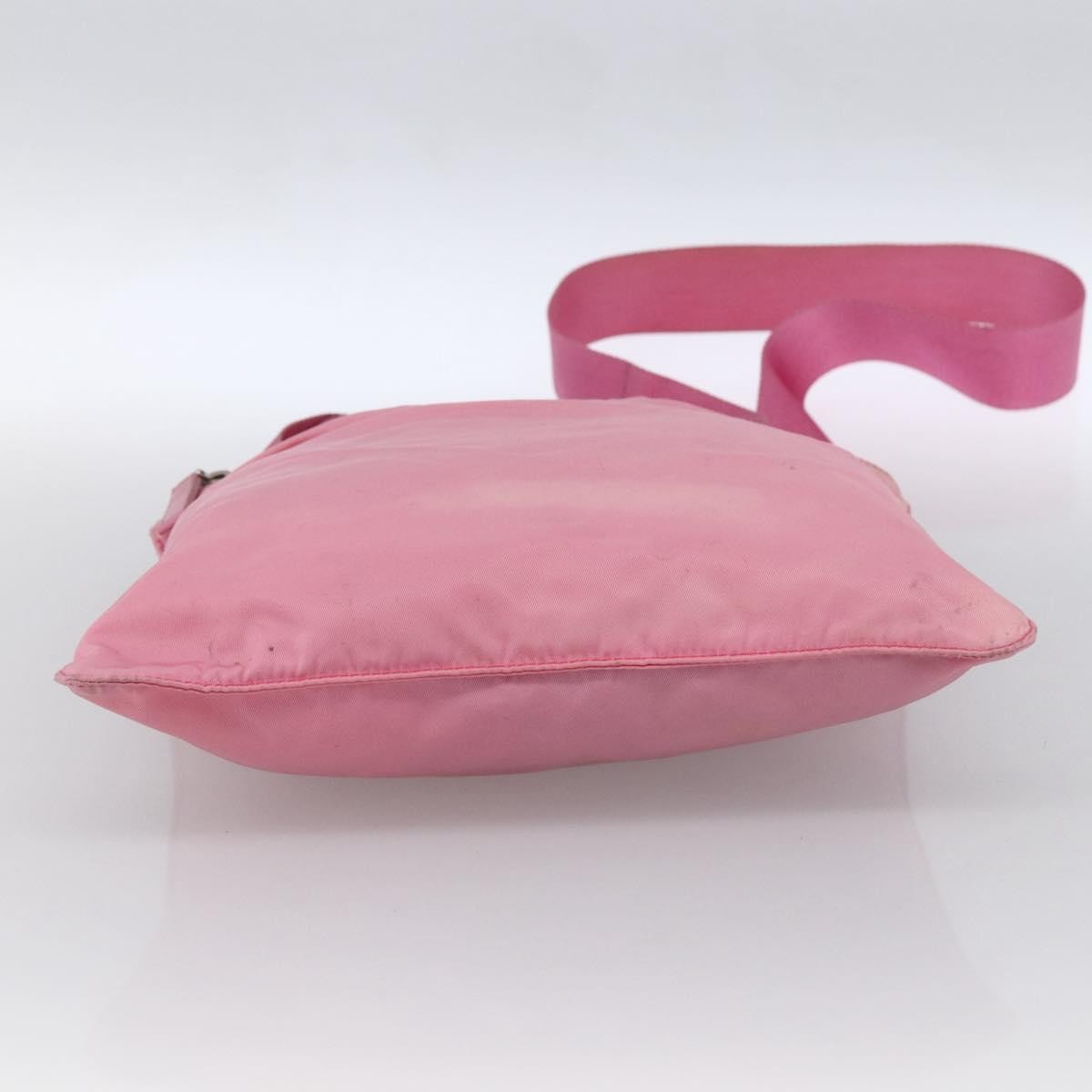 Prada Front Pocket Messenger Bag Tessuto Pink Nylon Shoulder Bag Bag (Pre-Owned)