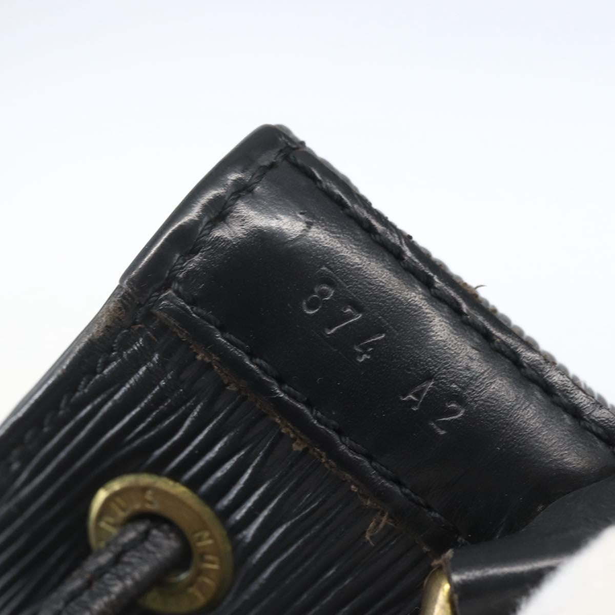 Louis Vuitton Petit Noe Handbag Epi Leather Black Leather Shoulder Bag Bag (Pre-Owned)