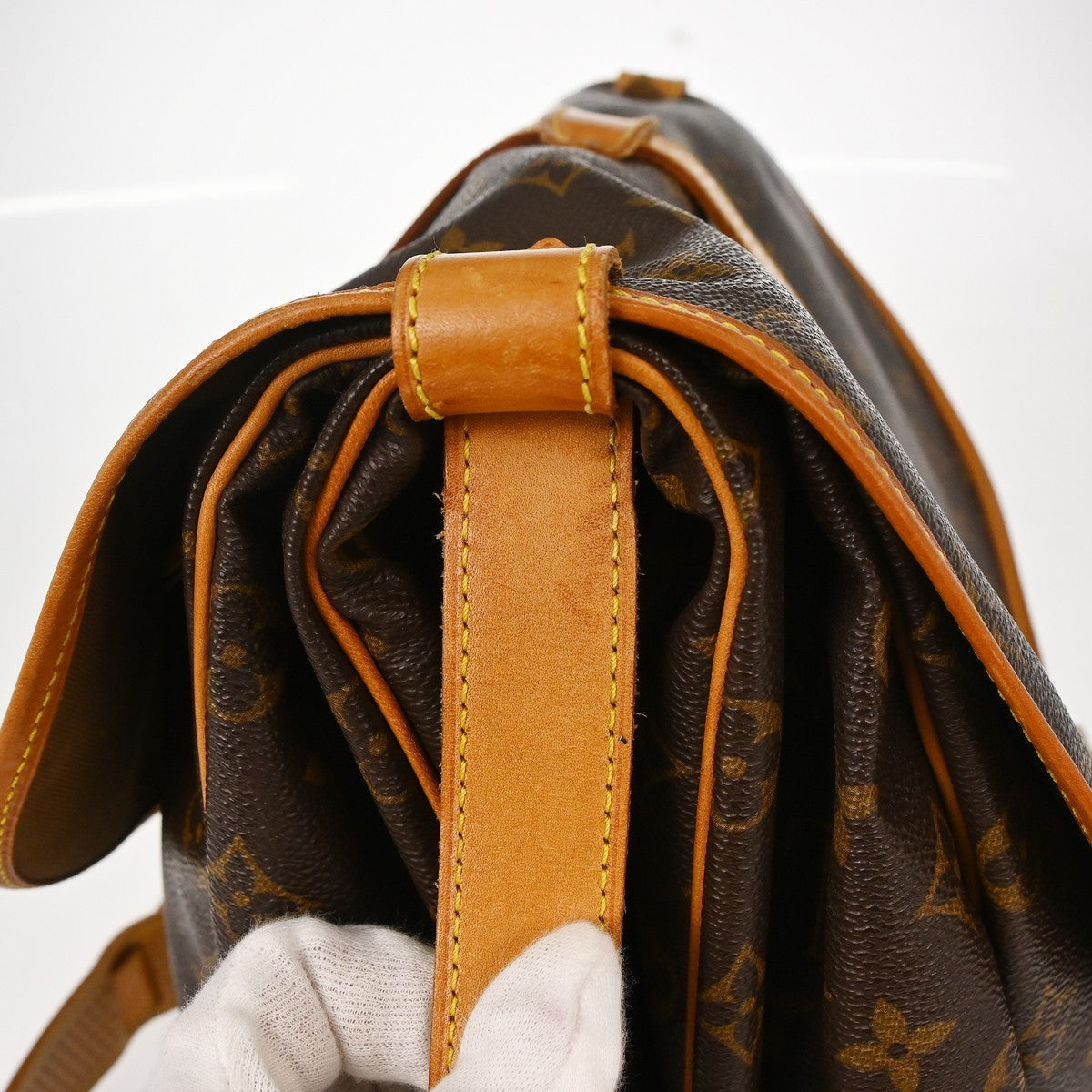 Louis Vuitton Saumur Handbag Monogram Canvas Brown Canvas Shoulder Bag Bag (Pre-Owned)